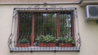 Метални решетки от ковано желязо по поръчка Плевен