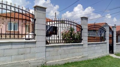 Огради от ковано желязо и елементи за вграждани - Карловски - Плевен